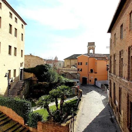 Uno Sguardo Sul Mare - Ancona